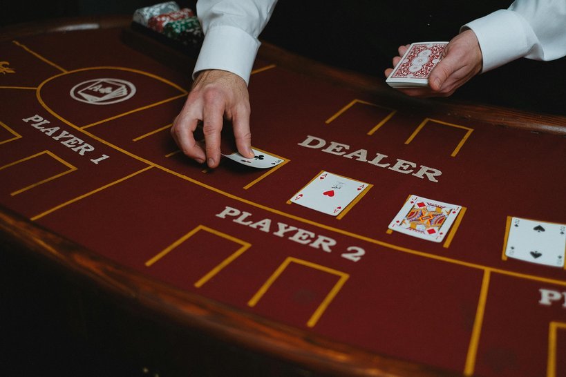 Análisis Completo de Dendera Casino: ¿Es Seguro y Confiable para Jugadores Españoles?